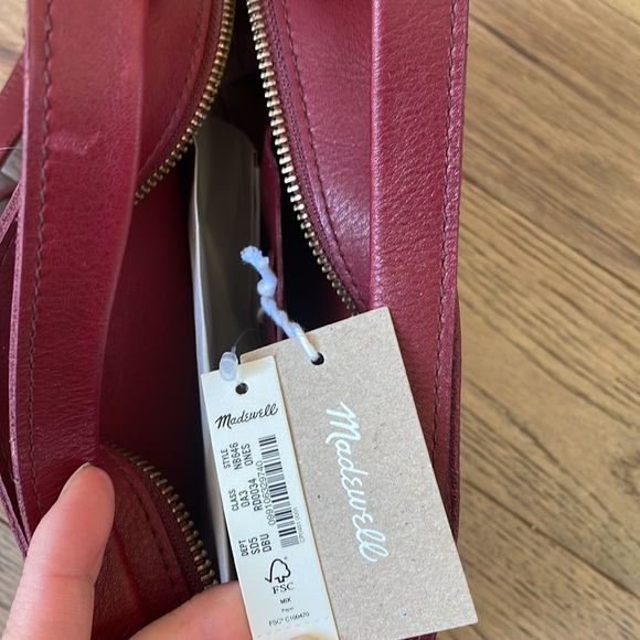 Madewell The Sydney Zip-Top Crossbody Bag NB208 BURGUNDY - Picture 4 of 7